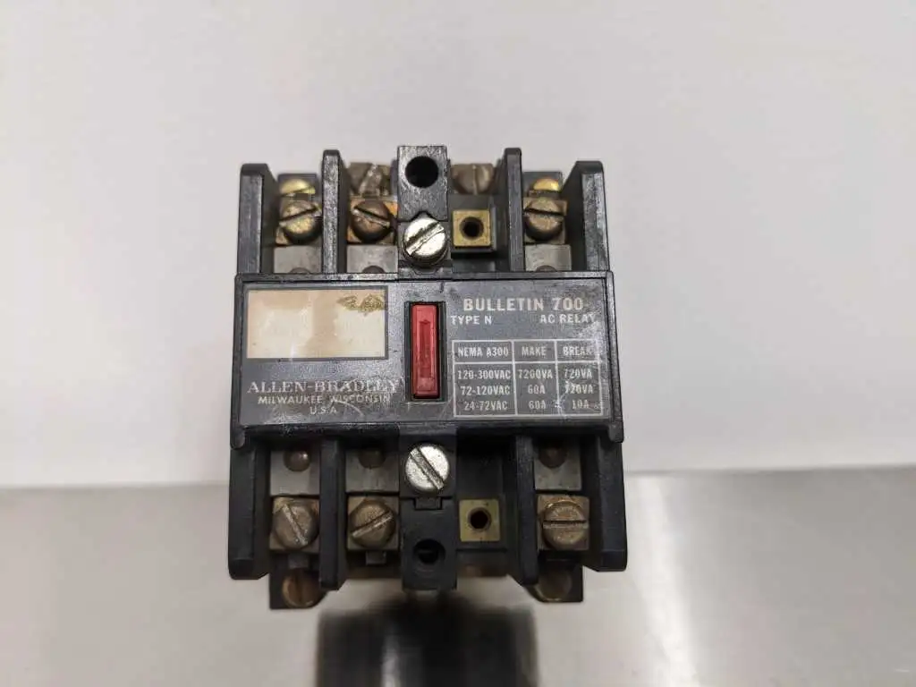 Allen-Bradley 700-N200A1 Contactor Relay Ser C 120-300, VAC 3 Pole