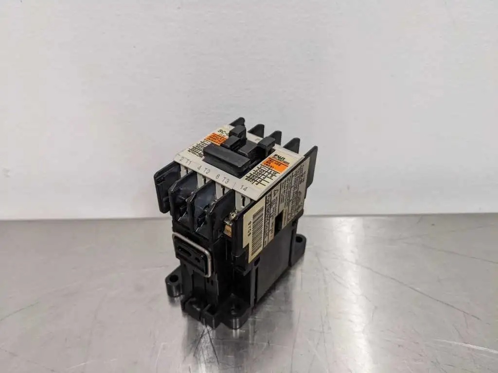 Fuji SC-03 Contactor 2,5HP 11A SC11AA