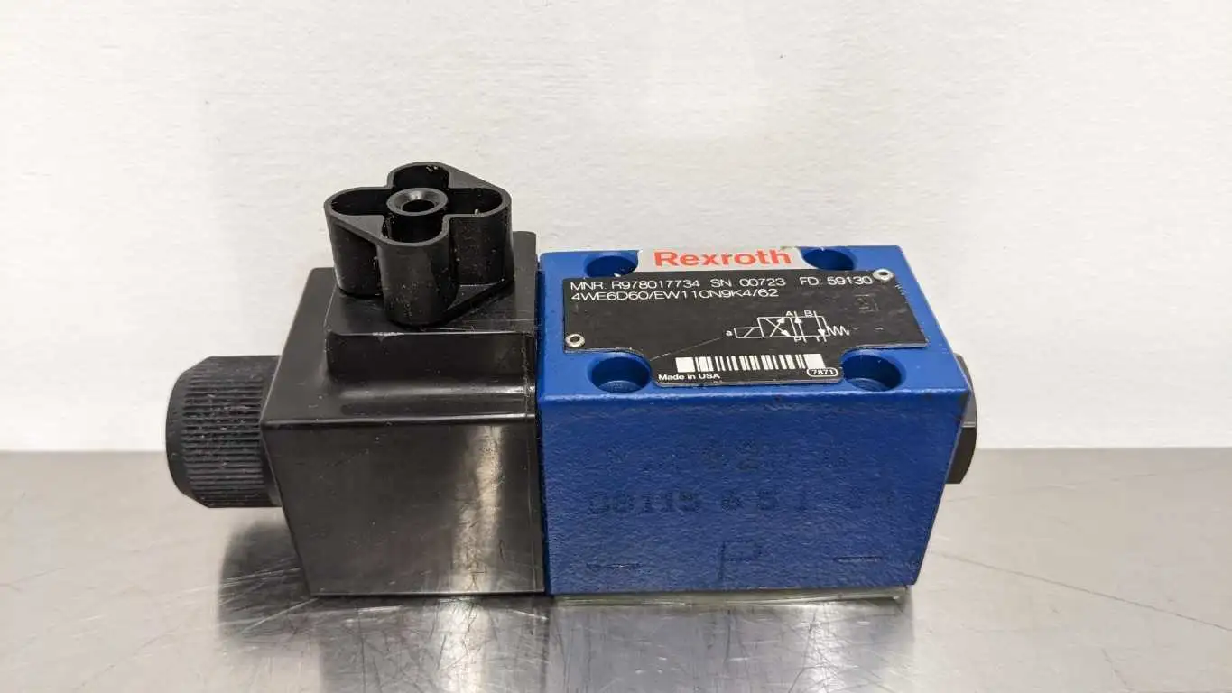 Rexroth R978017734 Directional Spool Valve 4WE6D6X/EW110N9K4/62 Size 6 symbol D with solenoid 110-120 VAC