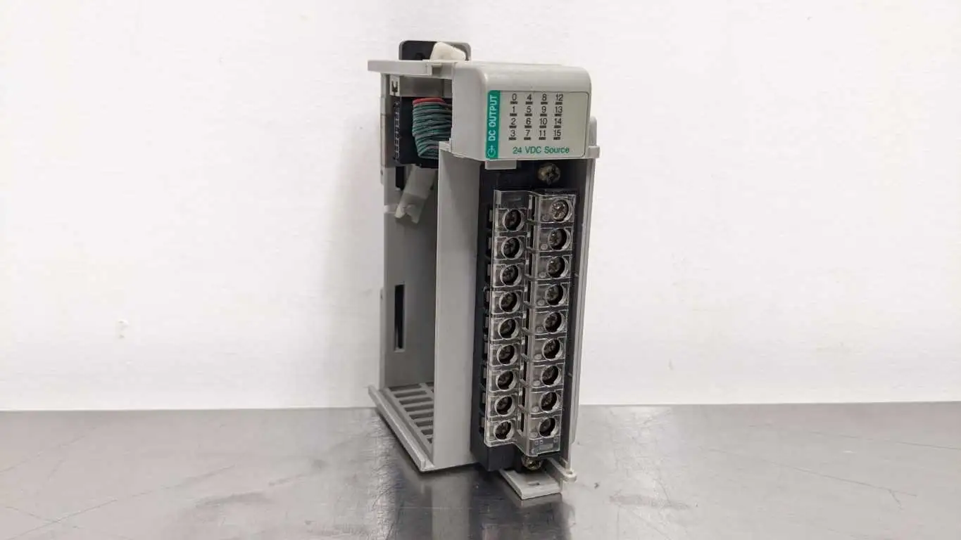 Allen-Bradley 1769-OB16 16 Point Compact I/O Output Module Ser B Rev 2