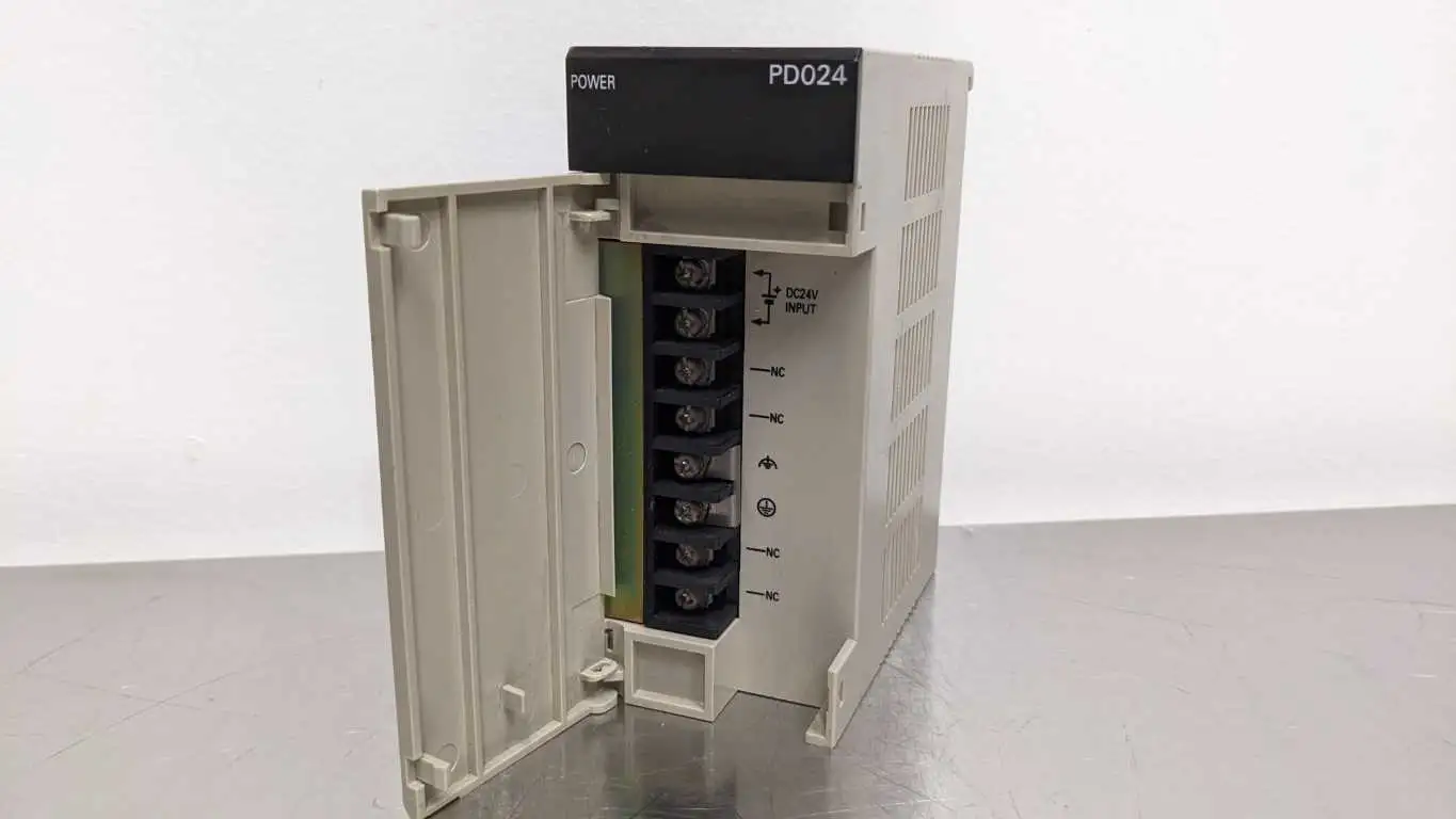 Omron C200HW-PD024 Power Supply Unit 24VDC