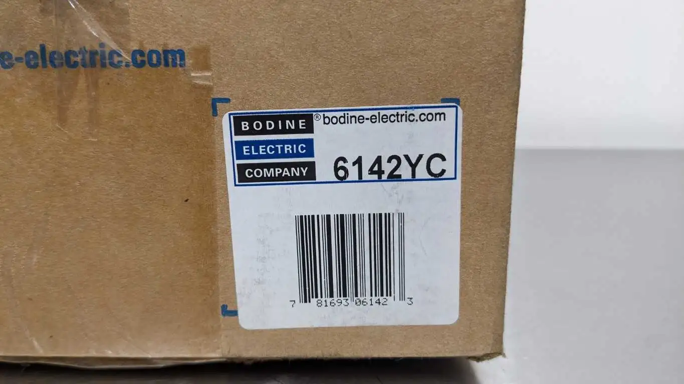 Bodine 6142YC DC Right Angle Gearmotor 1/8HP 125 RPM 33A-5F Series