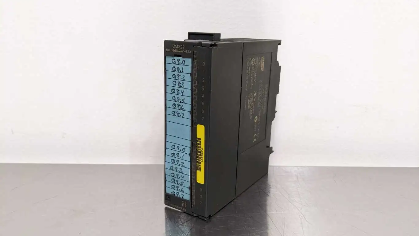 Siemens 6ES7 322-1BH01-0AA0 Digital Output Module 16xDC24V/0.5A SIMATIC S7 SM322