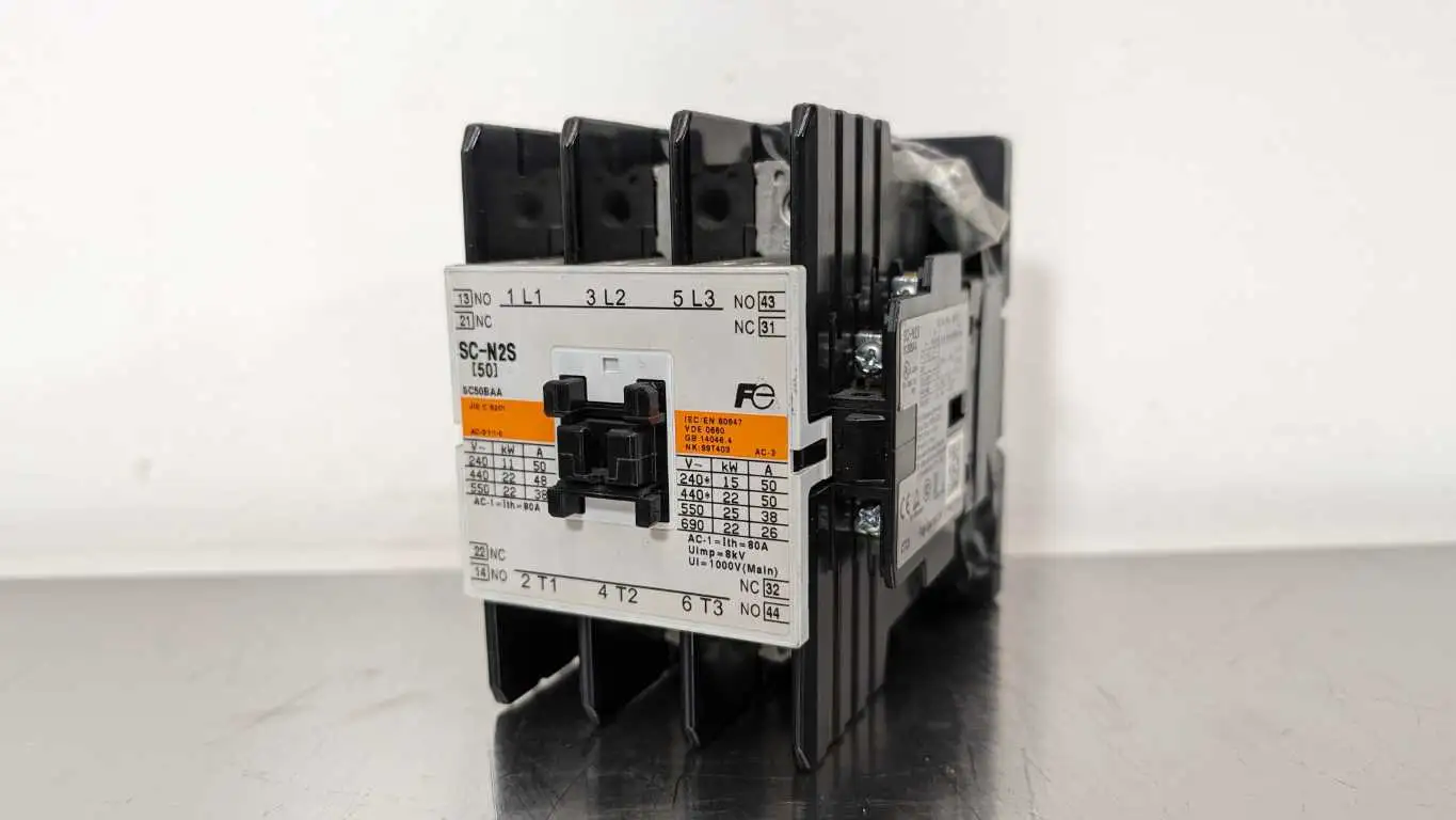 Fuji SC-N2S Magnetic Contactor SC50BAA 110-120 Coil