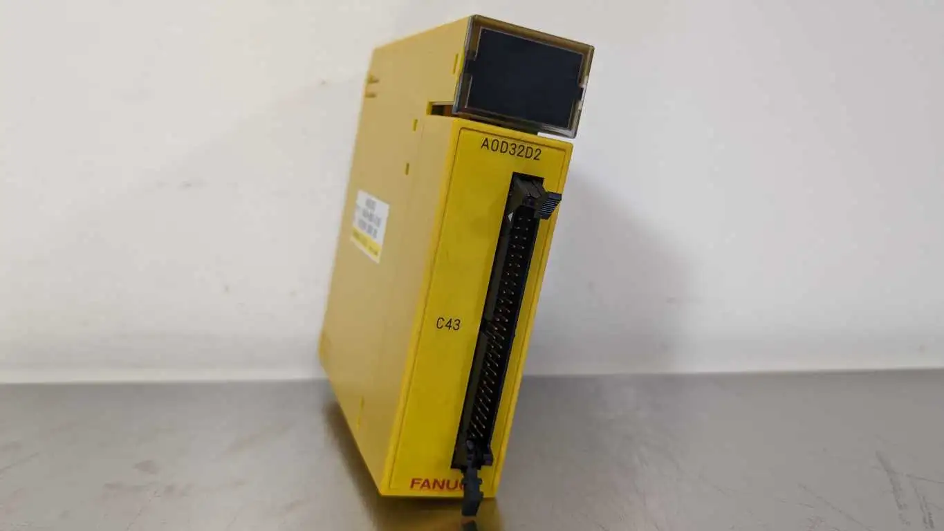 Fanuc A03B-0807-C167 Output Module AOD32D2 32PT