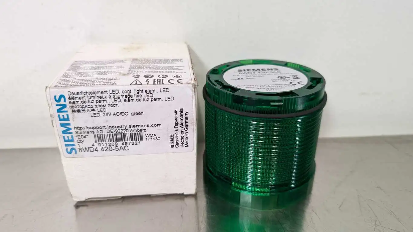 Siemens 8WD4 420-5AC LED Light Element 24V AC/DC Green