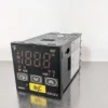 Omron E5CSV-R1T-F Temperature Controller 100-240VAC 5A 100-240VAC