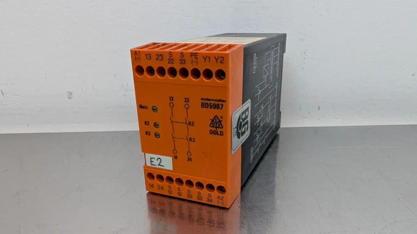 Dold & Sohne BD5987.02 Safety Relay 24VDC Coil 250VAC 3A
