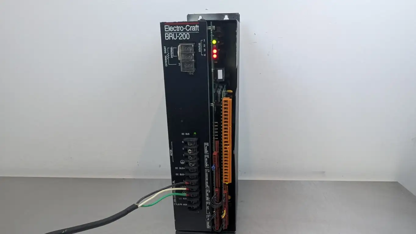 Electro-Craft 9101-1303 Servo Drive DM-30 BRU-200 Rev A 0-400Hz Powers Up