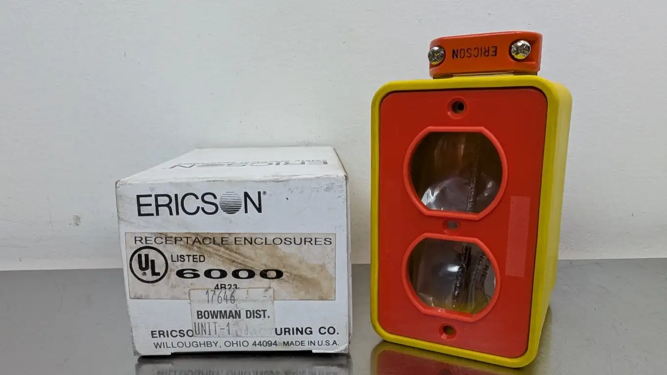 Ericson 6000 Double Sided Outlet Box 1-Gang Standard Depth w/Cord Clamp 2 Duplex Yellow & Orange