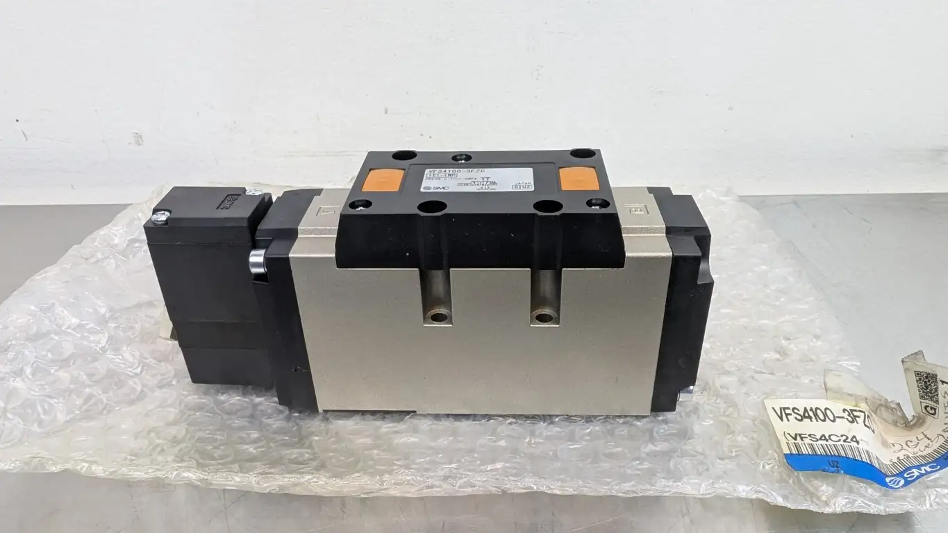SMC VFS4100-3FZC Solenoid Base Valve 88-132/94-138VAC