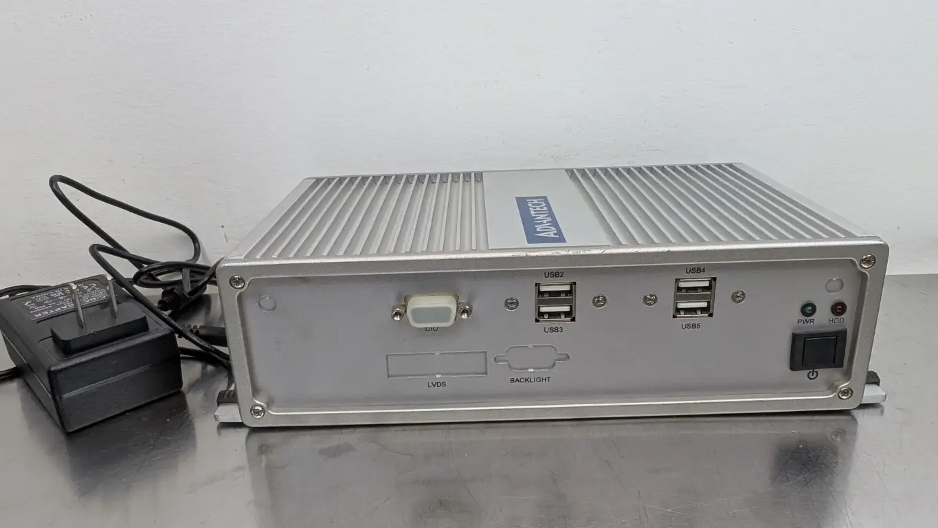 Advantech ARK-3360L Industrial Computer Intel Atom D510 1.66 GHz 12VDC 3A TESTED