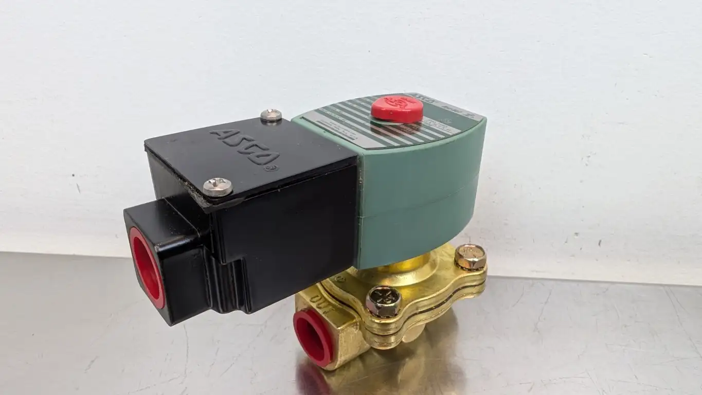Asco JSF8210G94 Solenoid Valve 120VAC Coil 2-Way 2-Position Normally Closed