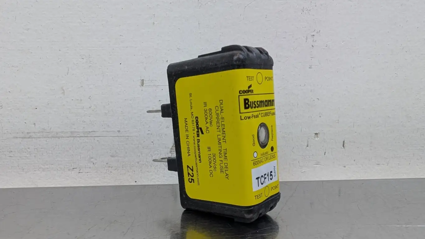 Bussmann TCF15 Low-Peak CUBEFuse 600VAC, 300VDC 15A