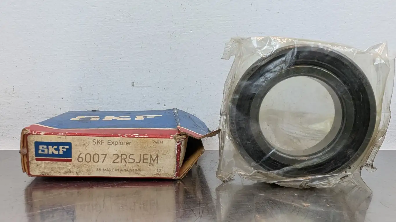 SKF 6007 2RSJEM Radial Deep Groove Ball Bearing 35mm ID 62mm OD 14mm Wide
