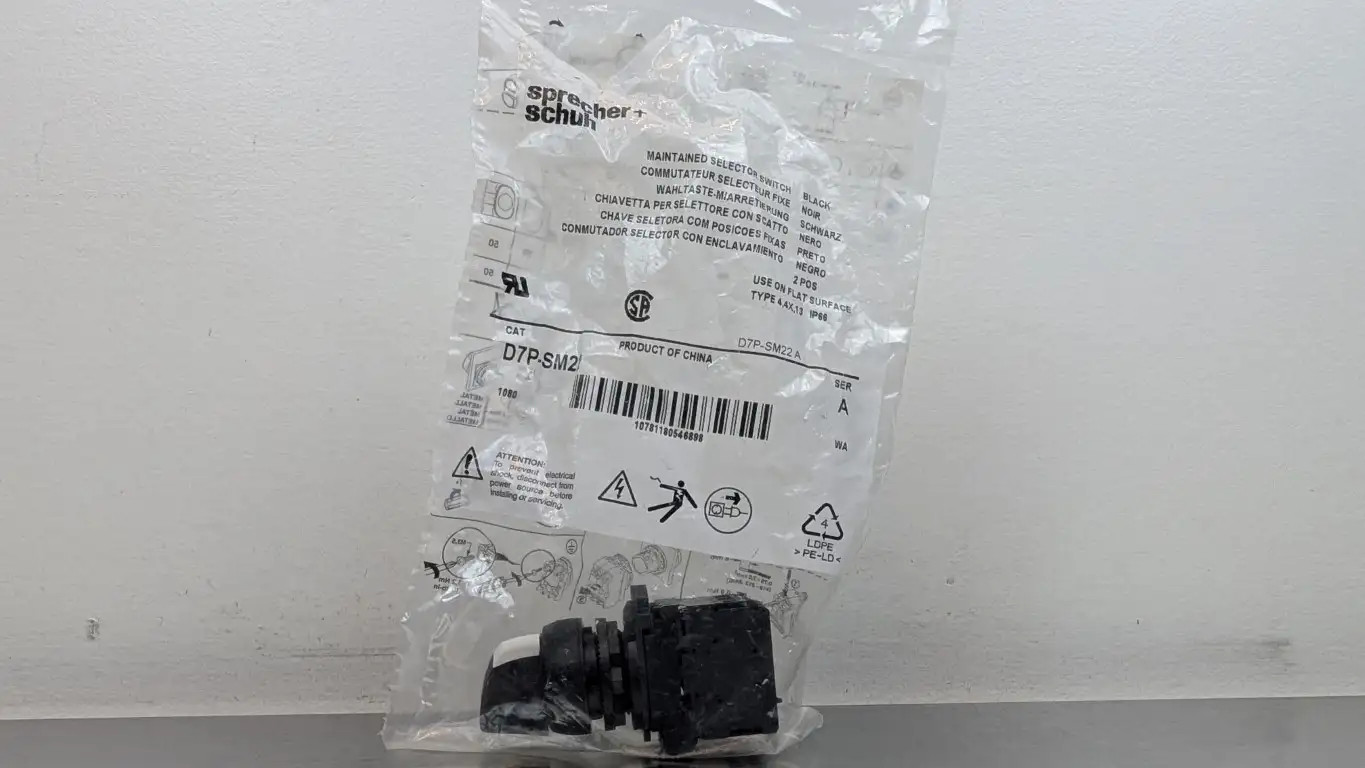 sprecher+schuh D7P-SM22 Maintained Selector Switch Ser A 2 Position Black