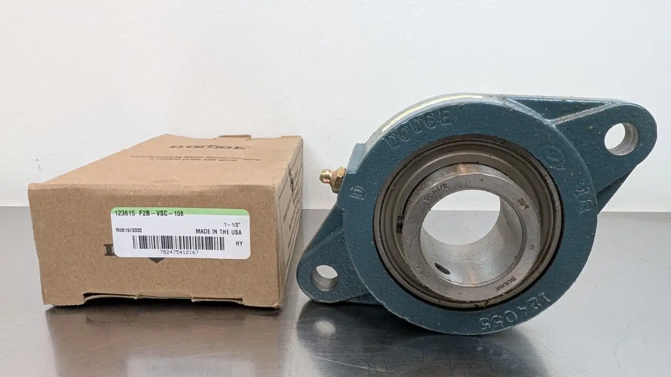 Dodge F2B-VSC-108 2-Bolt Flange Mount Bearing 123615 1-1/2″ ID