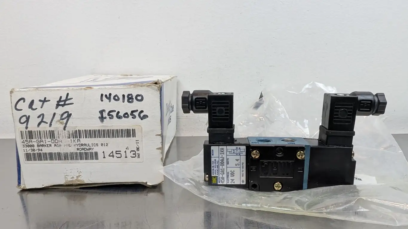 MAC 42A-GA1-DDAJ-1KA Solenoid Valve 24VDC Coil 120 PSI Max 5.4W