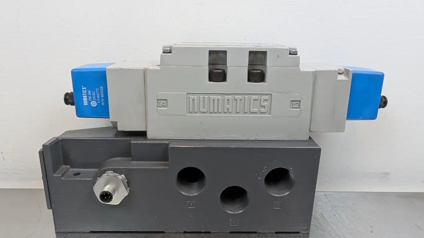 Numatics I34BB500MP00061 Solenoid Valve 24VDC Coil 4W