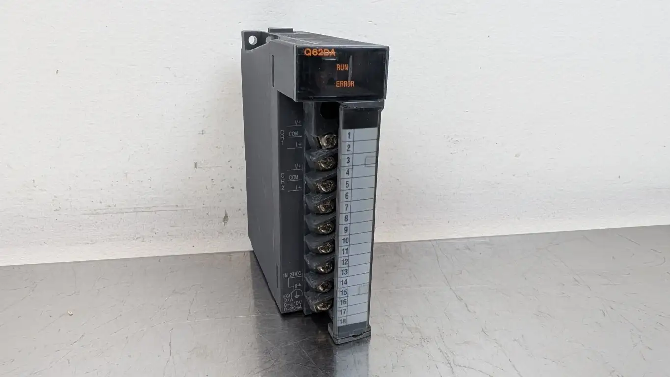 Mitsubishi Q62DA D/A Converter Unit 2-Point 16-Bit Signed Binary 10VDC 0-20mA