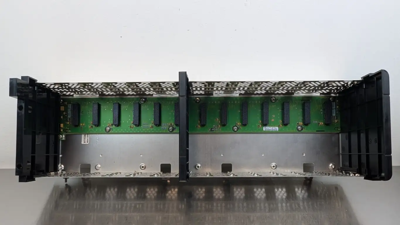 Allen-Bradley 440R-N23120 Safety Relay MSR126.1R Ser A 24V AC/DC 4W